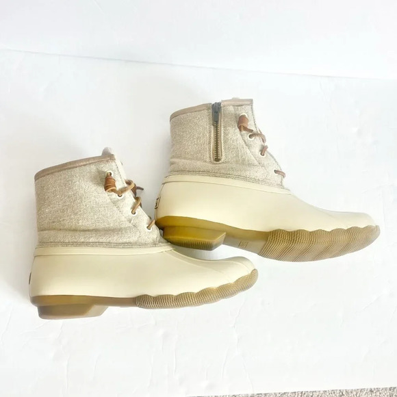 Sperry Cream and Tan Winter Boots - Picture 3 of 12